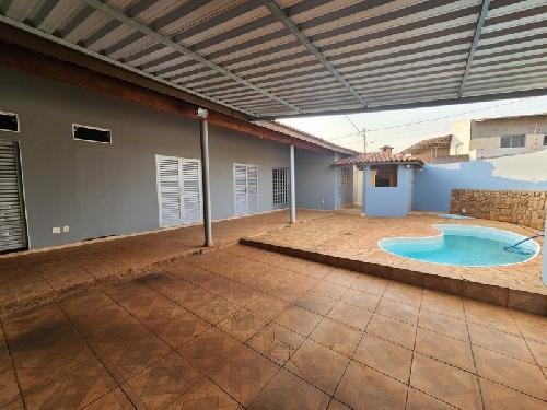 VENDO CASA