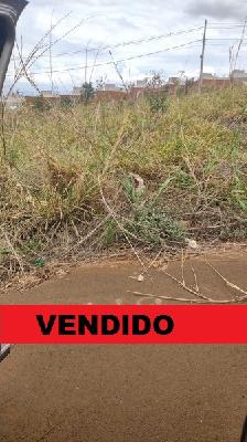 VENDO CASA